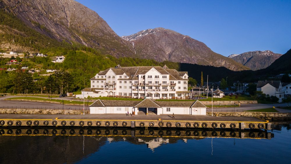 Fra kaia, Vøringfoss Hotel